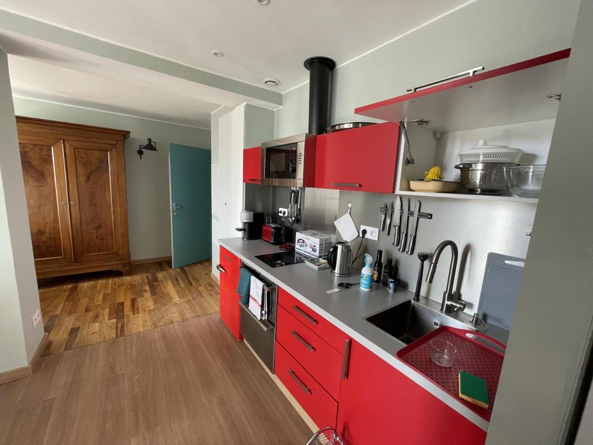 Appartement Mignon Calme Douillet Ascenseur Clim Etage Eleve Proche Parking Et Toutes Commodites Au Coeur Du Toulon Historique エクステリア 写真